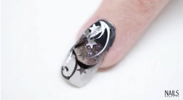 Troubleshooter: Acrylic Nail Art with Embellishments