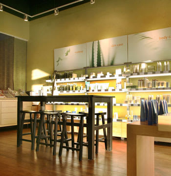 Salon of Distinction: Five Salon