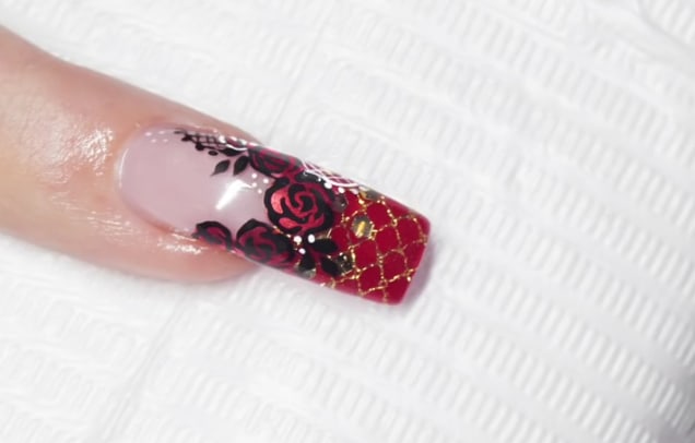 Red Roses, Rouge Attitude Nail Art