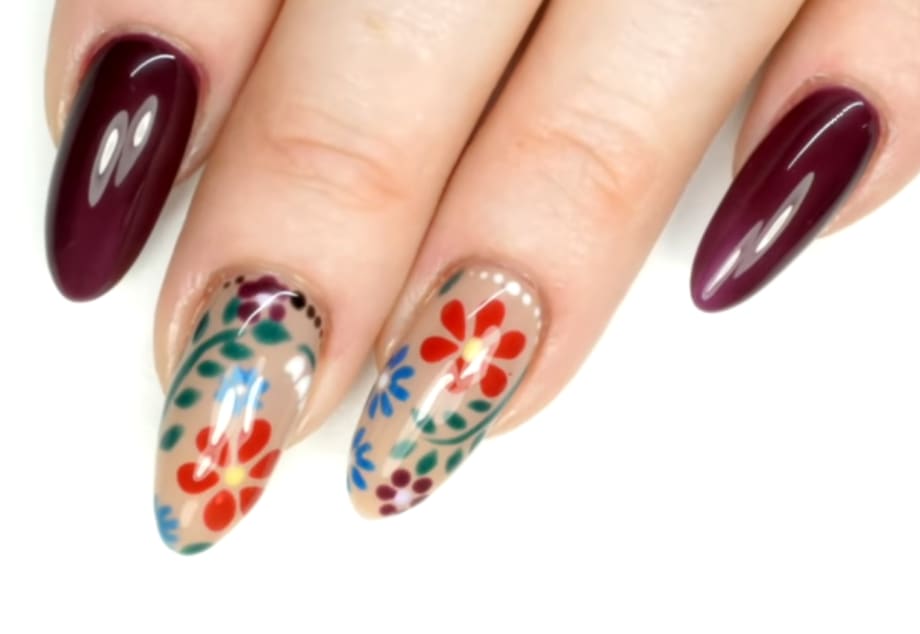 Easy Stencil Flower Nail Art Tutorial