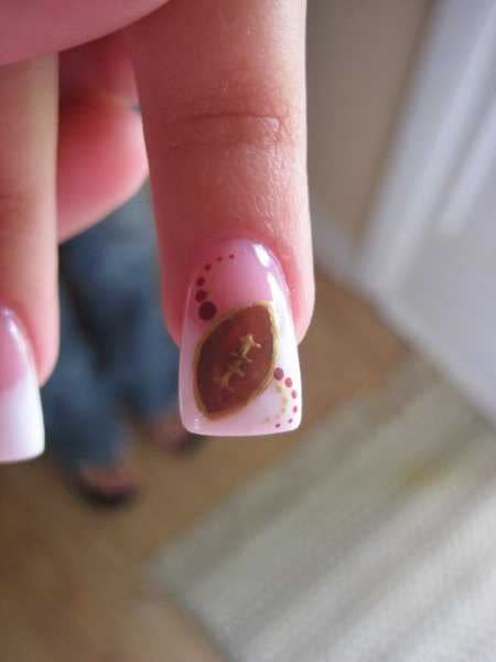 Fanicure: Super Bowl-Inspired Nails