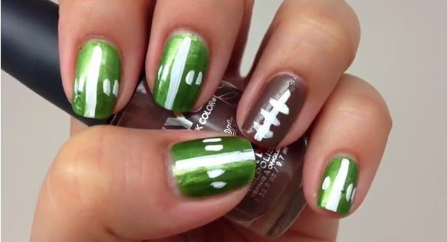 Football Nails