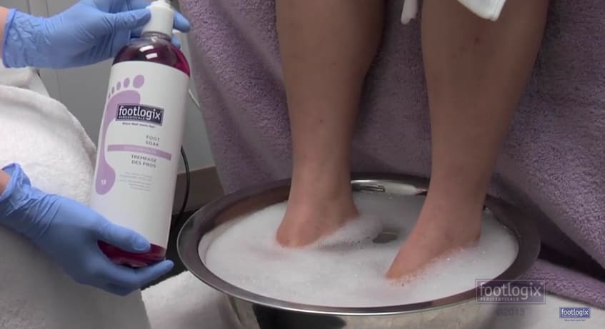 Quick Tip: Using Footlogix Foot Soak and Optional Shoe Deodorant Spray