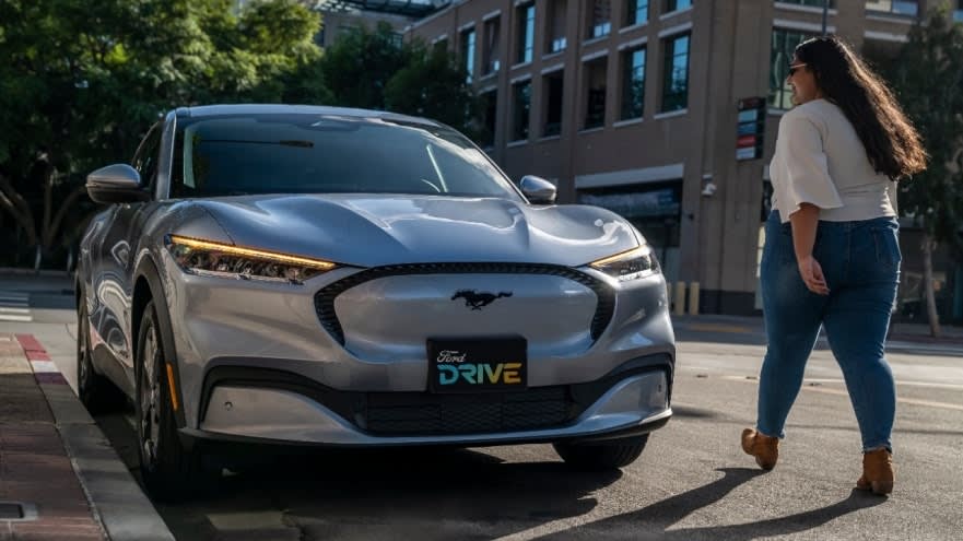 Ford-Uber Partner on EV Lease Option for Rideshare Drivers