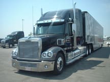 Freightliner Trucks Announces Leland James Sales Achievement Awards