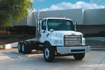 Freightliner Unveils Business Class M2 106V