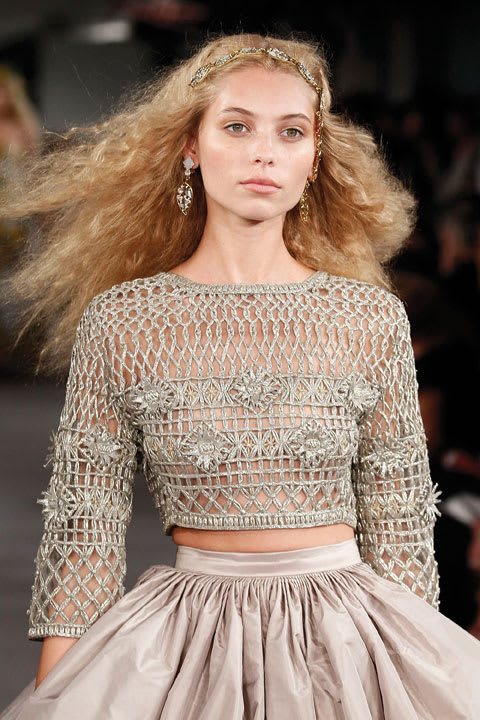 Frizz! The Skinny on Fat Hair