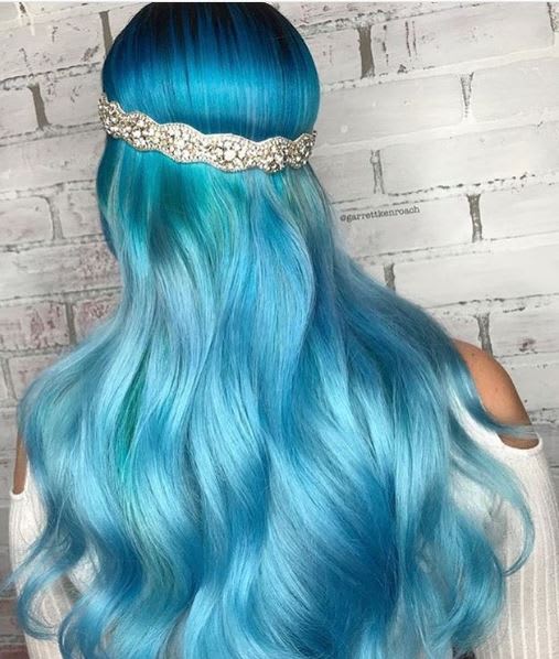 31 Blue Looks to Brighten Your Day