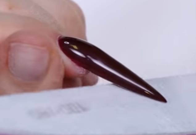 How To Sculpt A Stiletto Nail With Gel