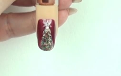 Gel II Christmas Tree Nail Art Tutorial