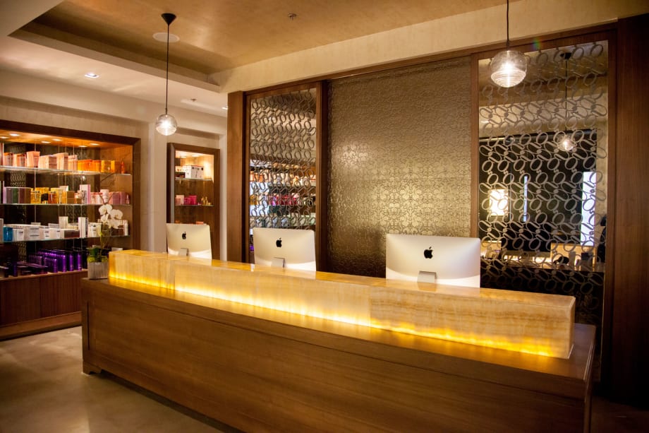 Service Spotlight: Citrus Crushed Pearl Massage