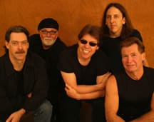 Kenworth Sponsors George Thorogood, Jason Aldean at MATS