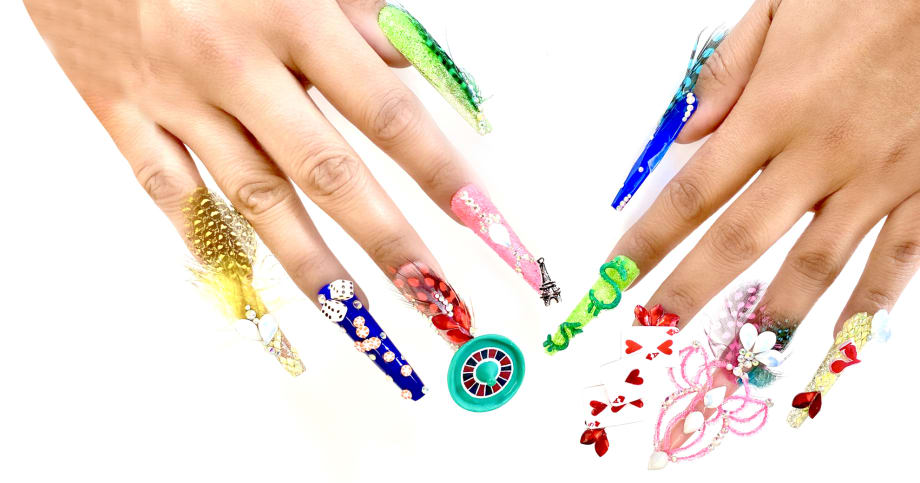 NTNA S. 7 Challenge 4: Flashy Vegas Nail Art (Giselle)