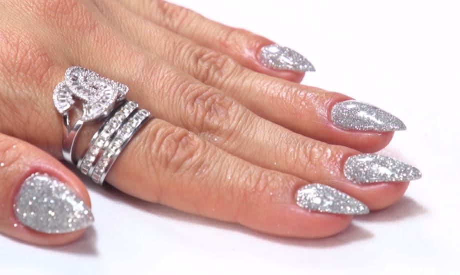 How-To: Kupa’s Signature Rock Star Glitter Nails
