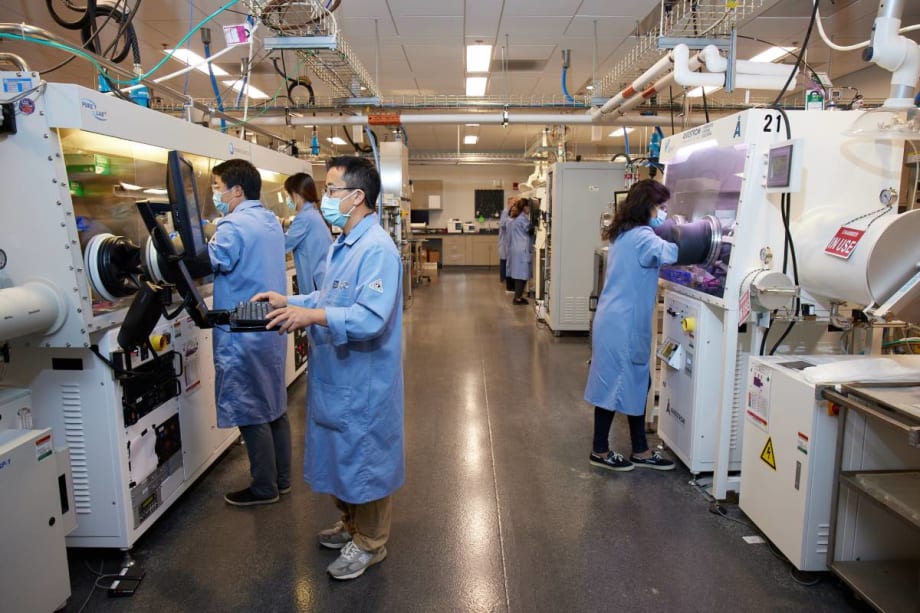 GM, Microvast to Develop Part for Safer, Stronger EV Batteries 