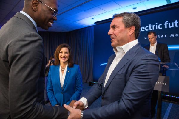 GM: No Delay in All-Electric Lineup; Teases EV Pickup