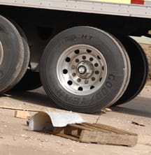 Goodyear Now Features DuraSeal Technology in Line-haul Trucking 
