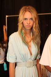 GET THE LOOK: Downtown Chic at Badgley Mischka SS2015