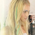 GET THE LOOK: Downtown Chic at Badgley Mischka SS2015