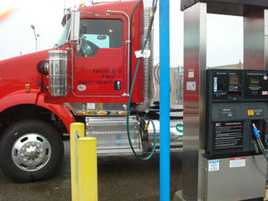 Dual-fuel conversion saves big money every day, supplier-trucker says