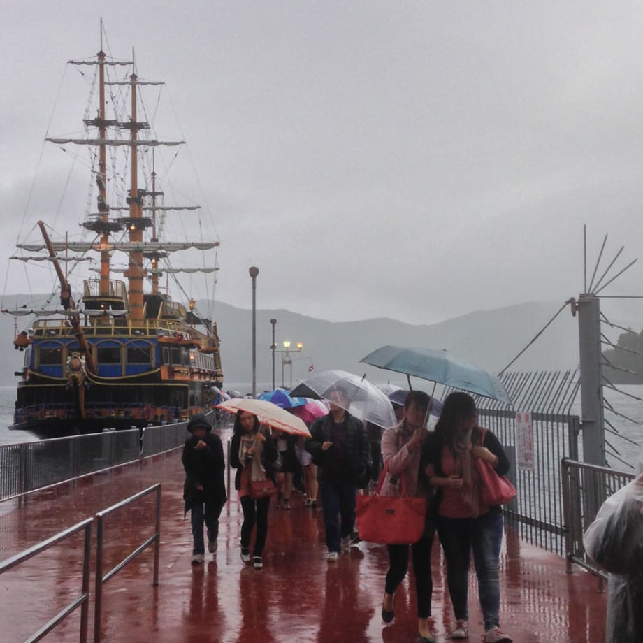 A Japanese Rainstorm Inspires a Greek Headband Twist