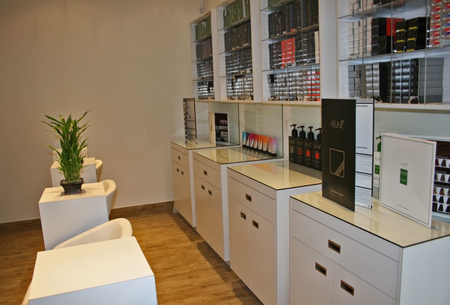 SALON TOUR: HAIR & CO