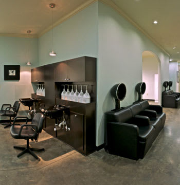 Hairageous Salon & Day Spa