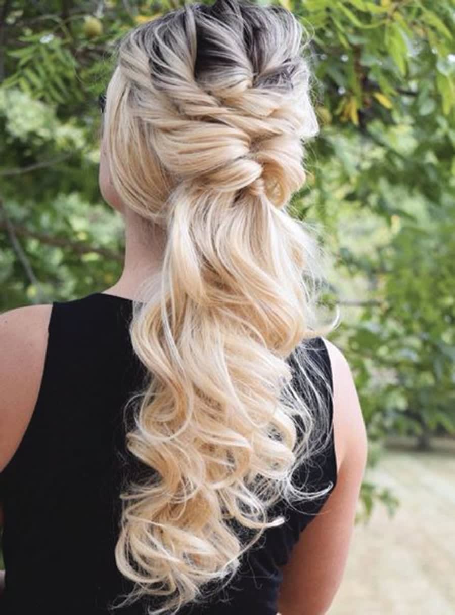 Updo How-To: Twisted Tresses 