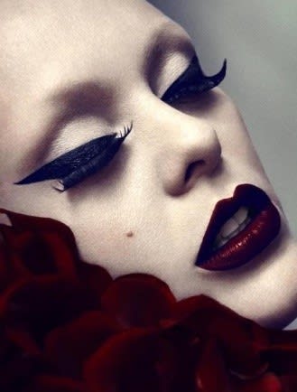 Halloween How-To: Scare and Seduce