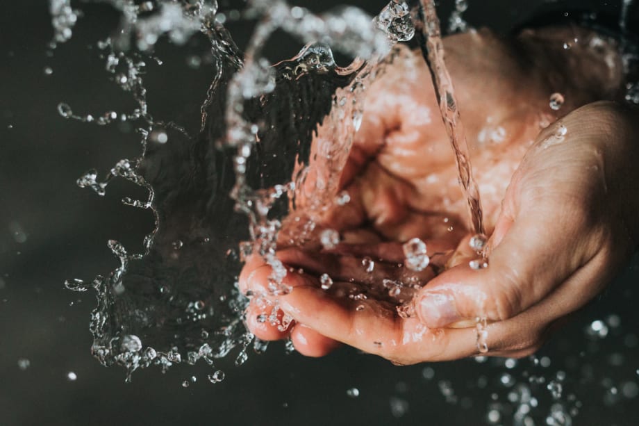 A Day in the Life of a Nail Expert: Why Hand-Washing Is So Important at the Salon
