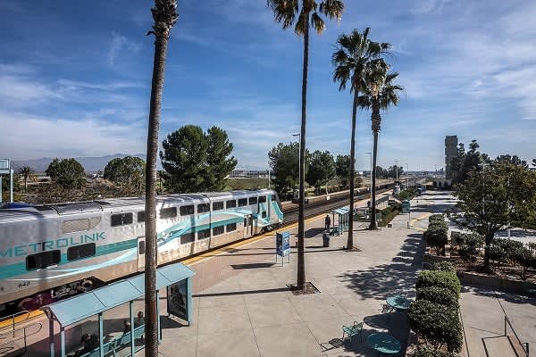 Metrolink Taps HDR for Rail Expansion Program