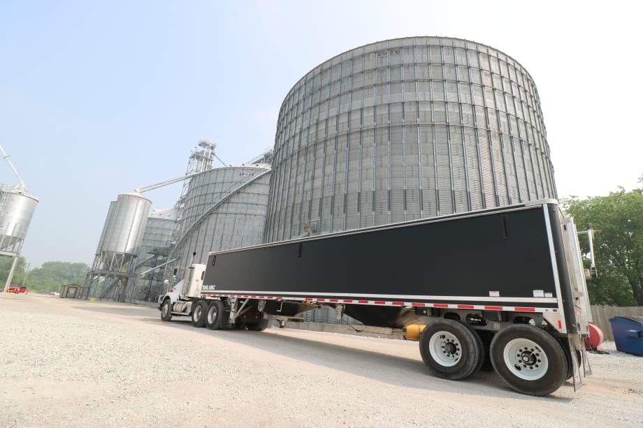 Trail King Adds Grain Hopper Trailer