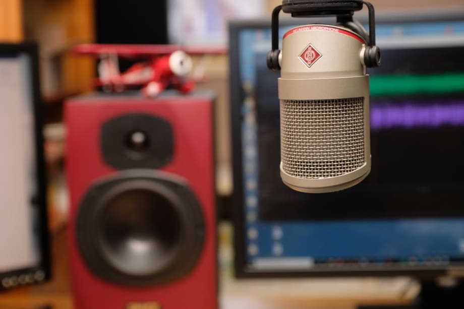 HDT Talks Trucking Podcast Debuts with Episodes on Safety, Electric Trucks