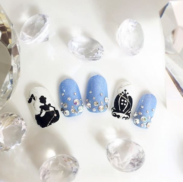 Cinderella-Inspired Nail Art