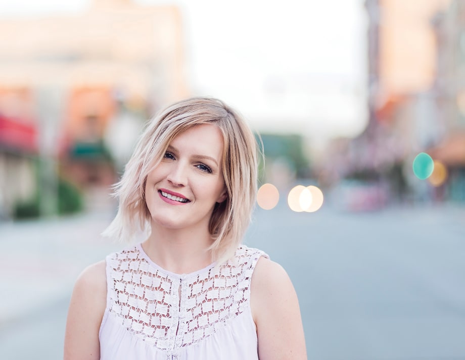 2017 MODERN SALON 100: Danielle Hess @brushedtoblonde