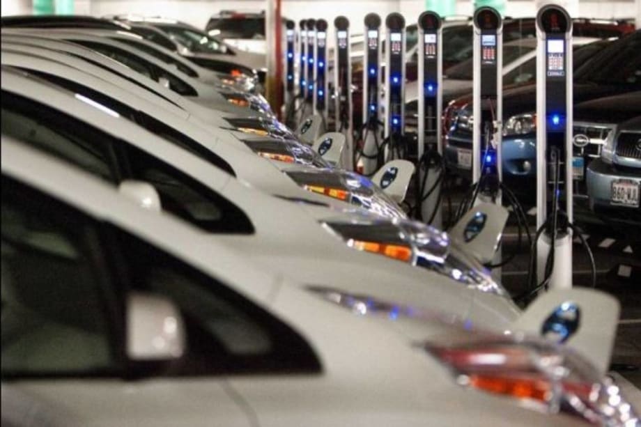 EVSE Partnership Helps Houston Electrify Fleet