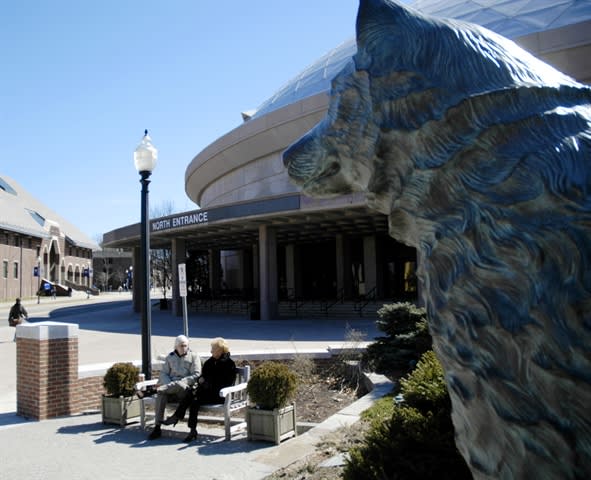 Web Extra: Are universities cutting summer transit services?