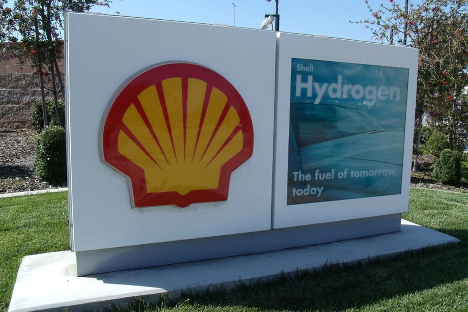 Daimler, Volvo Venture a Breakthrough for Hydrogen Trucks