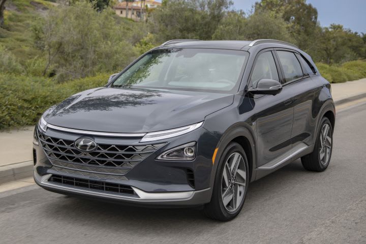 Hydrogen-Powered Hyundai Vehicles Reach Mileage Milestones