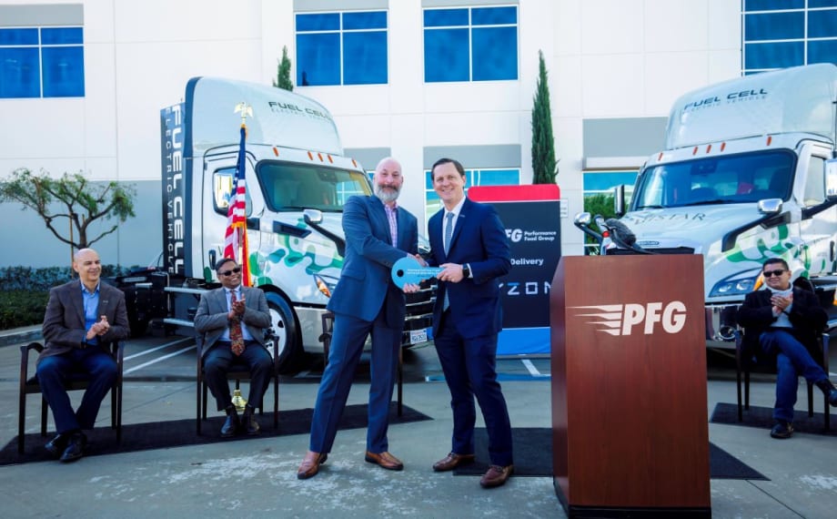 Hyzon Delivers Hydrogen Fuel Cell Trucks to PFG