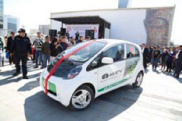 Mitsubishi Donates i-MiEVs to Mongolian Capital