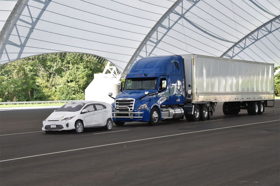 IIHS: Front Crash Prevention Works for Large Trucks
