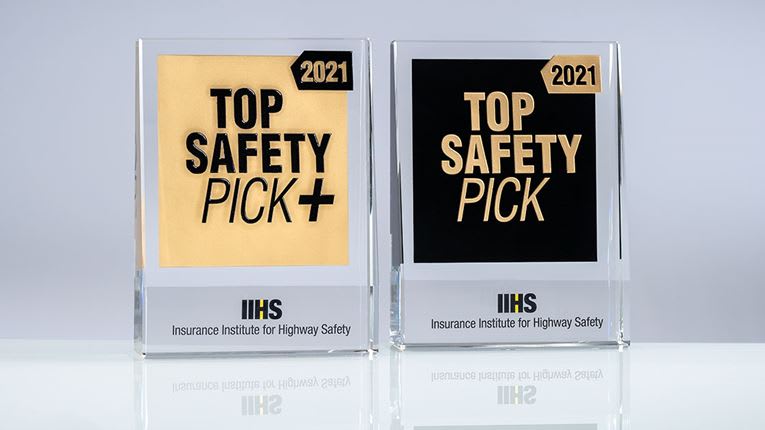IIHS Honors 49 Vehicles With Top Safety Pick Honor 