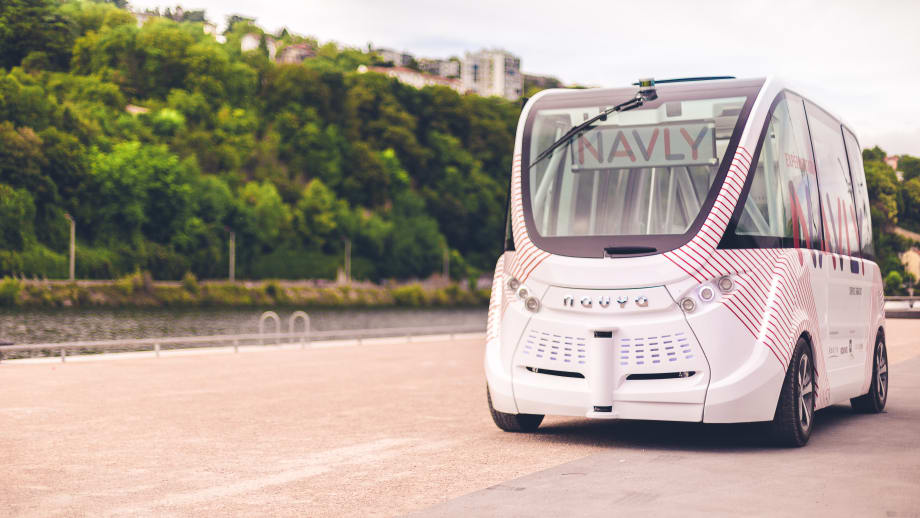 Driverless Shuttle Strikes Pedestrian in Vienna, Operations Suspended