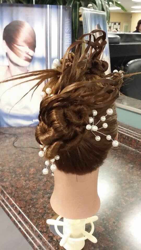 See the Finalists for HairUWear's Extend Your Creativity Contest!