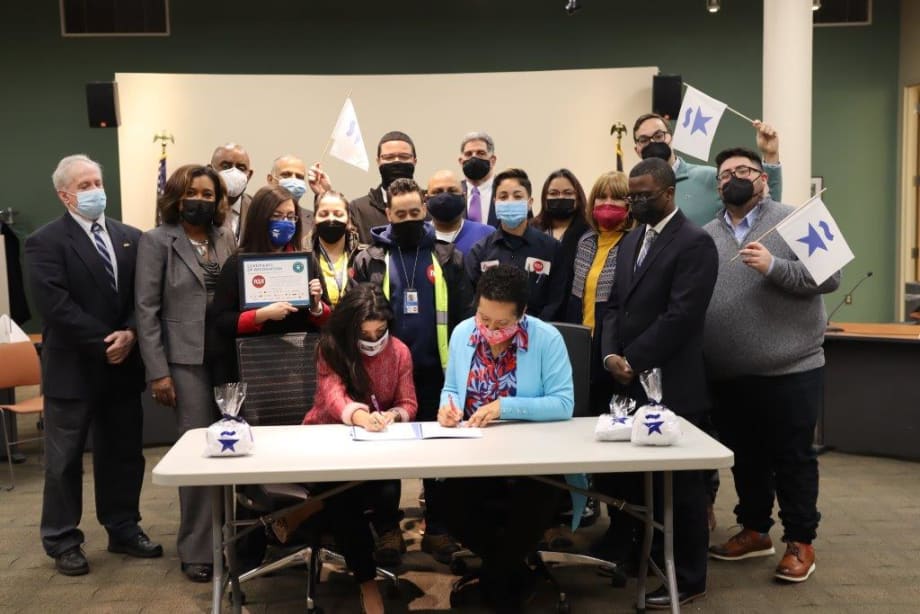 GCRTA Becomes First Transit Authority to Sign 'The Hispanic Promise'