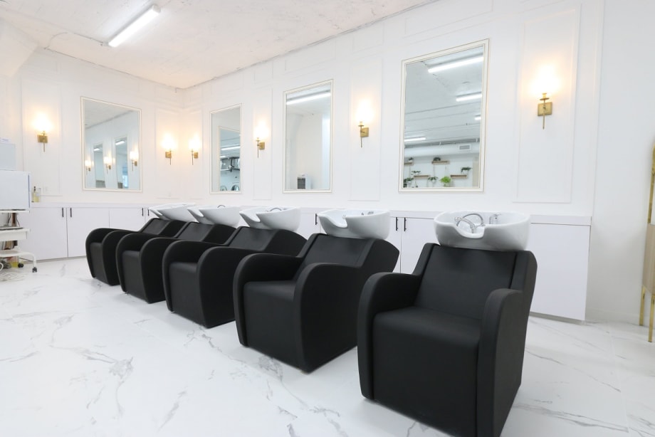 New Hybrid Beauty School Launches in Los Angeles