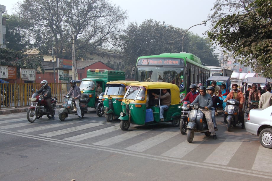 Two, Three-Wheelers and Buses at Forefront of India’s Electrification Strategy