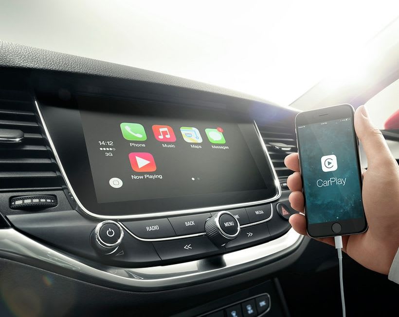 Infotainment Systems Not Safe to Use While Driving: AAA
