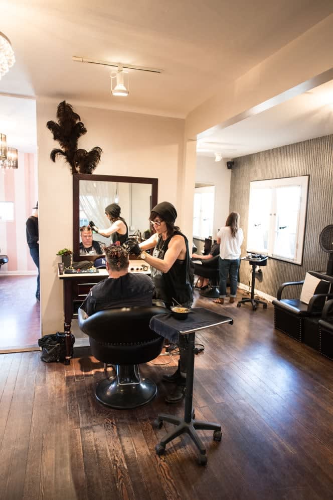 SALON TOUR: The Harlot Salon in Venice, California